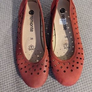 Size 36 Remonte Leather Shoes NWT
